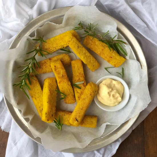 ROSEMARY POLENTA CHIPS