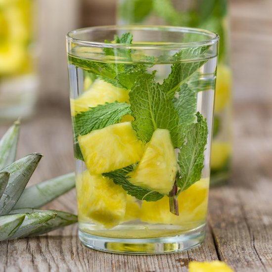 pineapple infused water