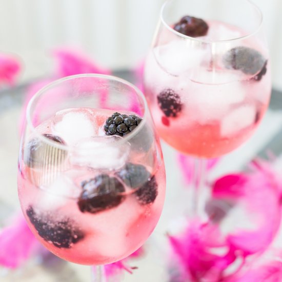 Blackberry gin and tonic