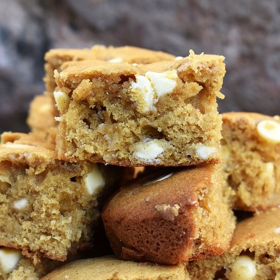 Browned Butter Vanilla Bean Blondie