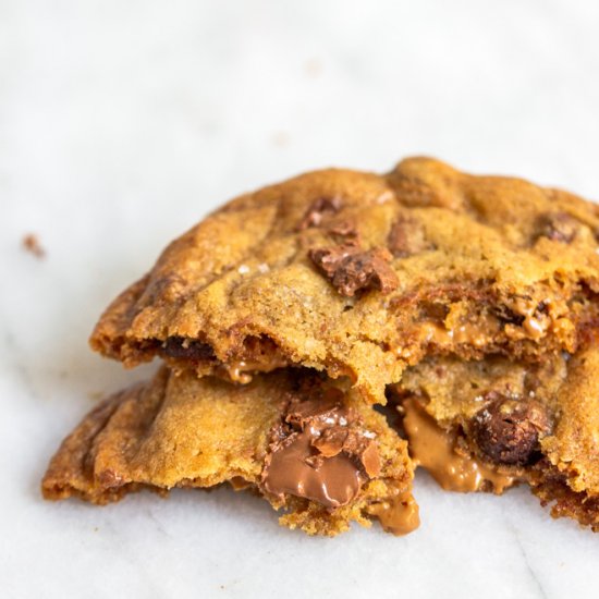 Cookie Butter Chocolate Chip Cookie