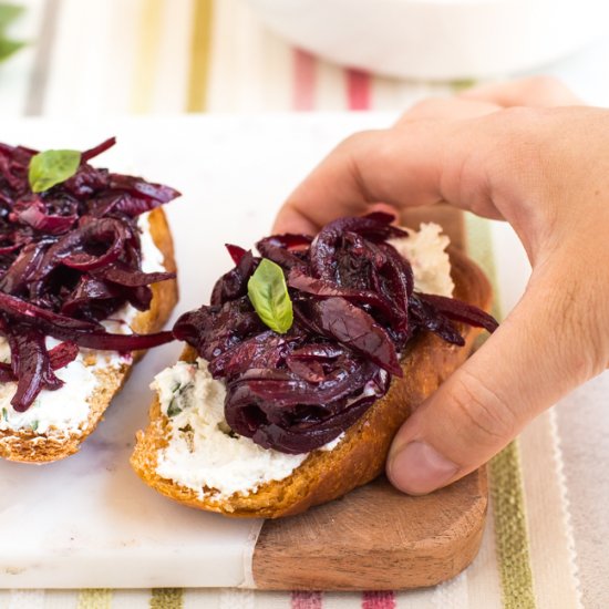 Basil and goat’s cheese crostini