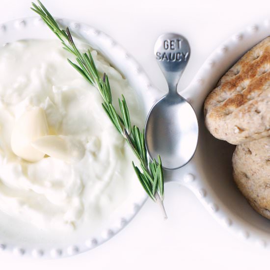 ROASTED GARLIC SPREAD