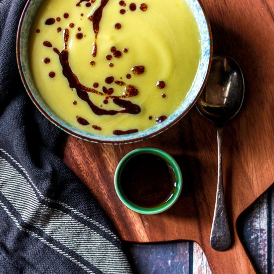 Saffron-infused cauliflower soup