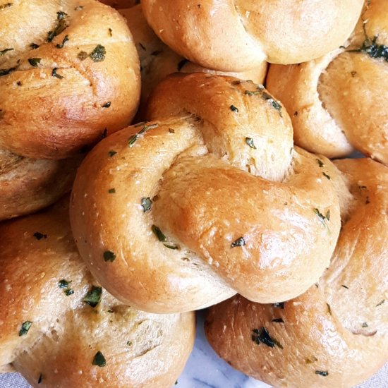 Pesto Knots with Garlic Butter