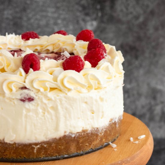 White Chocolate Raspberry Cheesecak