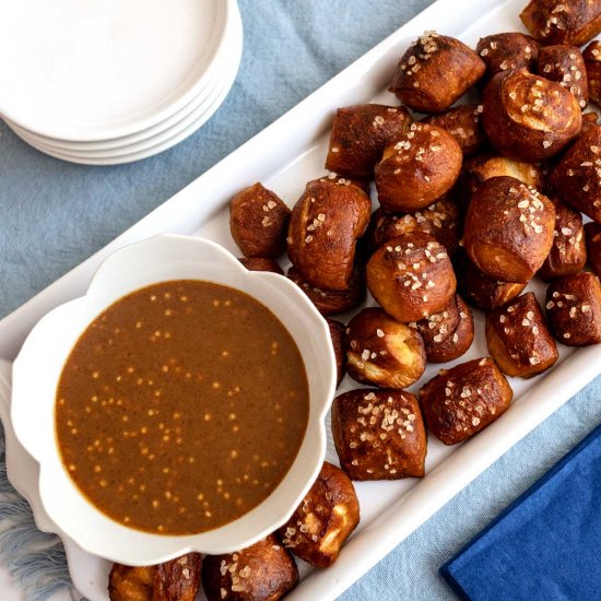 Pretzel Bites Honey Mustard Dip