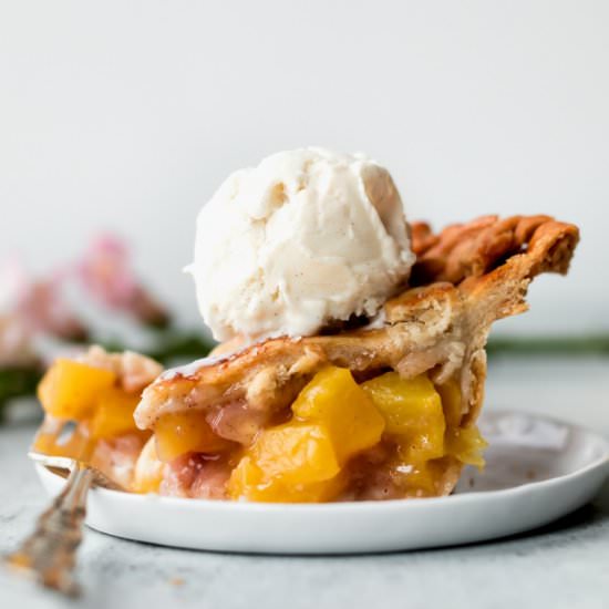 Ginger Peach Pie