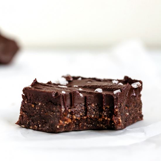 Healthy No-Bake Brownies