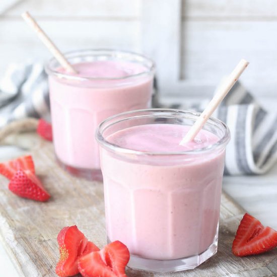 Simple Strawberry Banana Smoothie