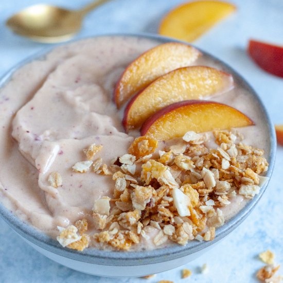 Peaches Cream Smoothie Bowl