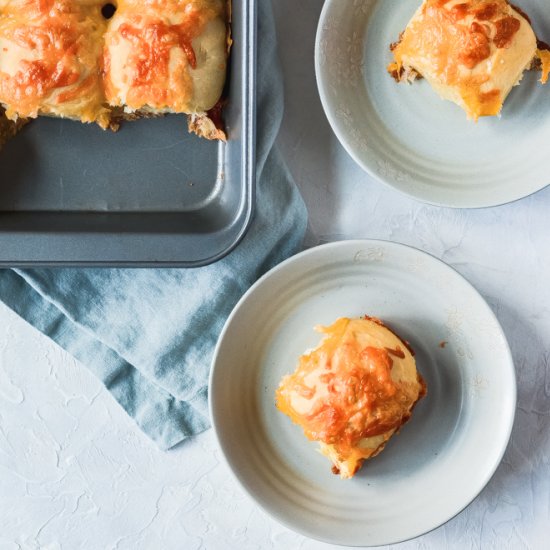 Pull apart garlic cheese buns