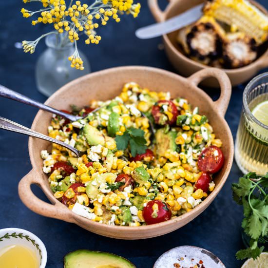 Grilled corn avocado salad