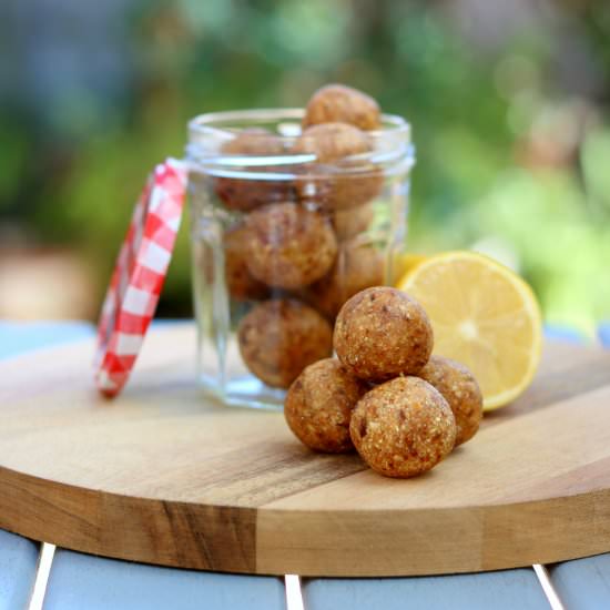 Paleo Lemon Cashew Energy Balls