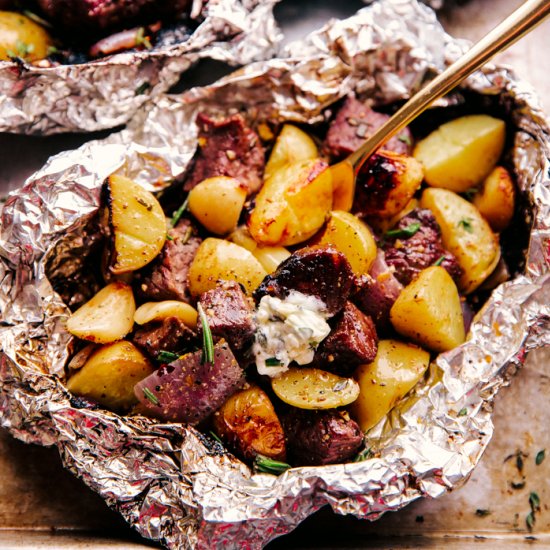 GARLIC BUTTER STEAK AND POTATO FOIL