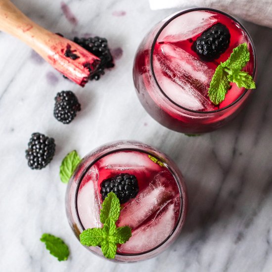 Blackberry Lemonade Mojitos