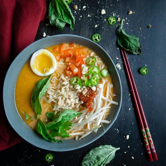 Instant Pot Thai Red Curry Ramen