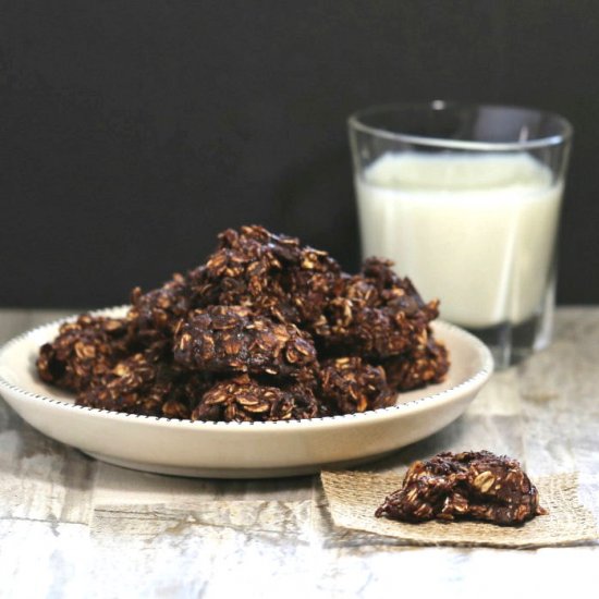 No Bake Chocolate Oatmeal Cookies