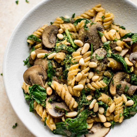 Vegan Spinach and Mushroom Pasta