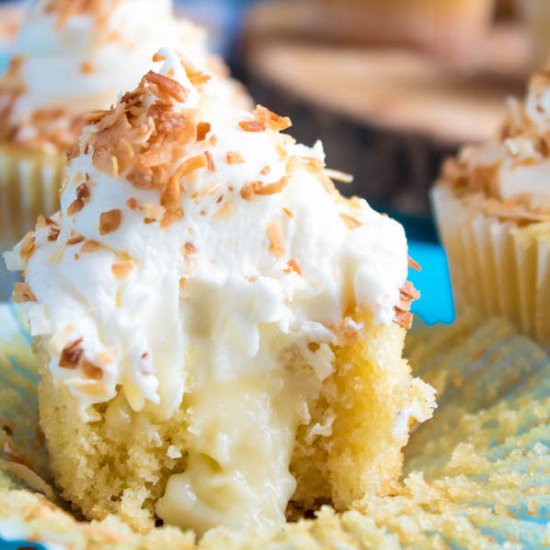 Coconut Cream Pie Cupcakes