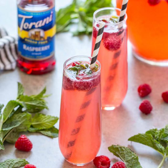 Skinny Raspberry Coconut Mojitos