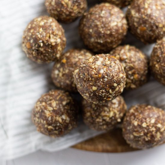 Chocolate Almond Energy Bites