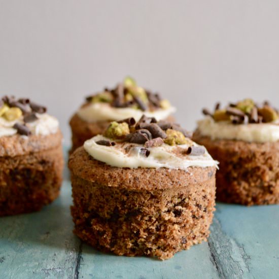 Mini Pistachio Cakes