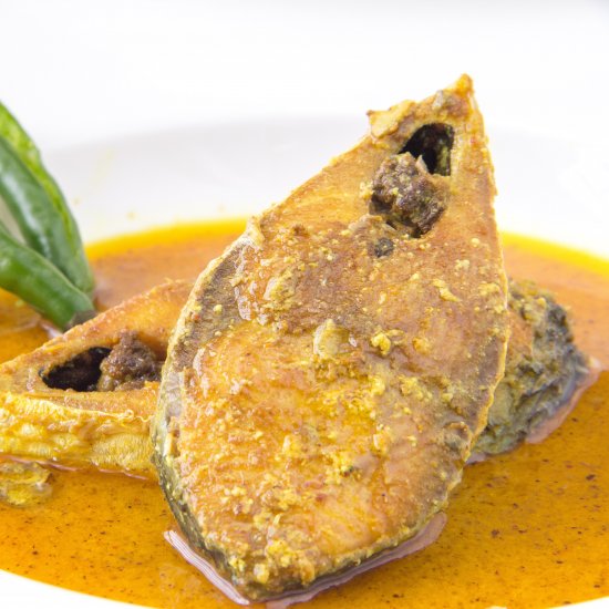 Doi Ilish or Hilsa in yogurt