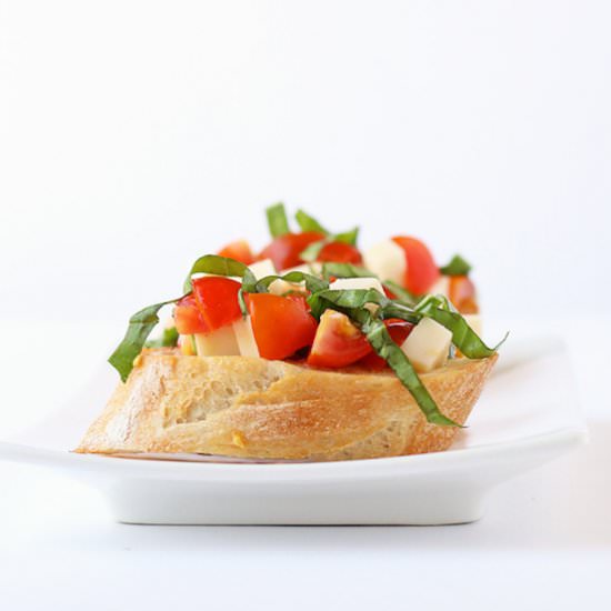 Tomato Basil Bruschetta