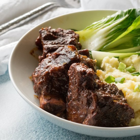 Instant Pot Beef Short Ribs