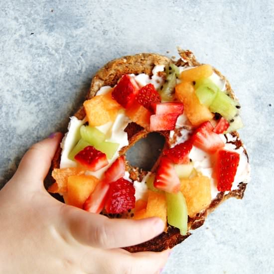 Bagel Fruit Pizza