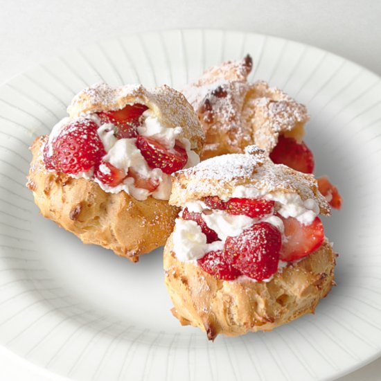 Strawberry Choux Puffs