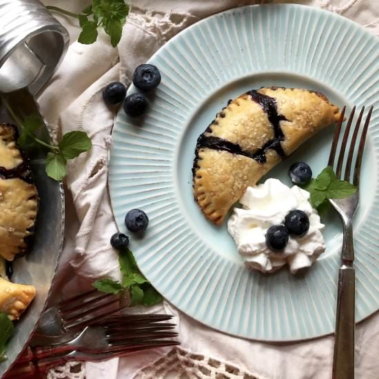 quick & easy blueberry hand pies