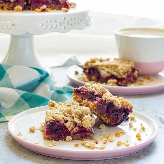 Mixed Berry Crumble Bars