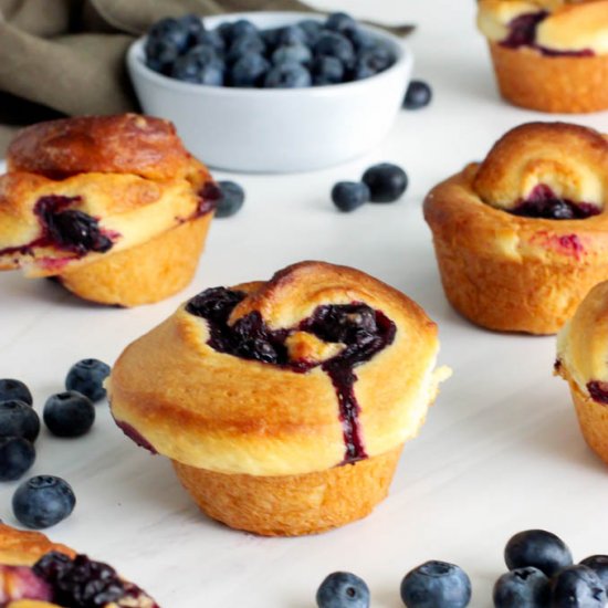 blueberry brioche buns