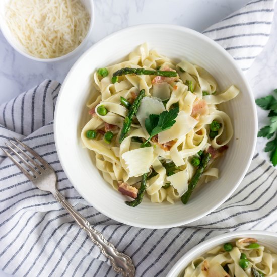 Fettuccine bacon peas