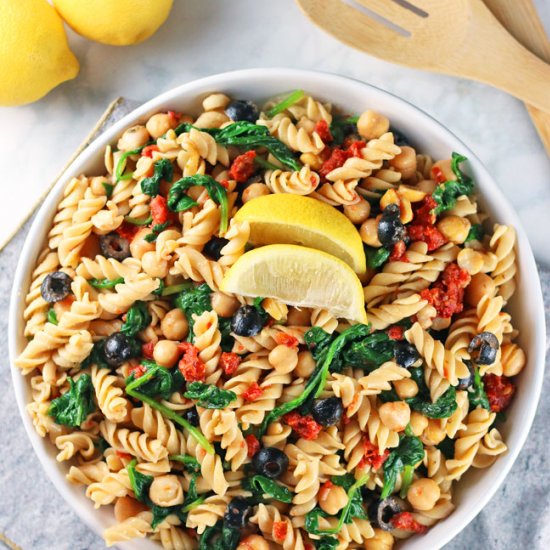 Easy Vegan Pasta Salad