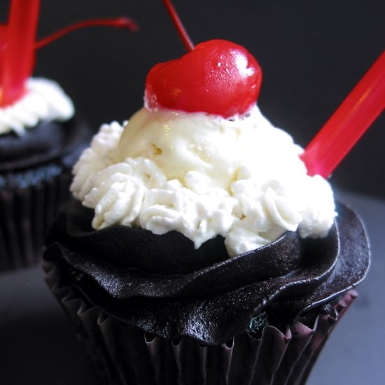 Root Beer Float Cupcakes