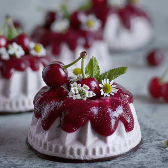 Ice cream mini bundt cakes