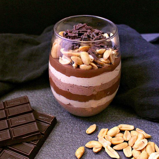 Peanut Butter Cup Cheesecake