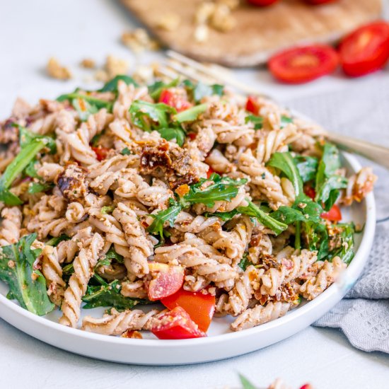 Pesto pasta salad