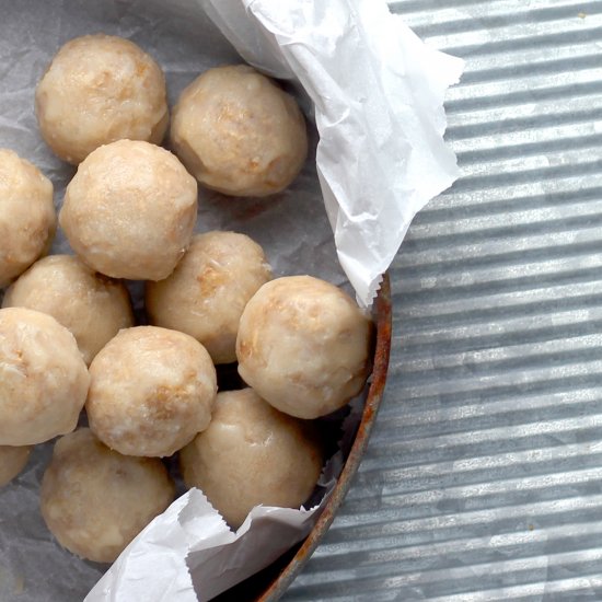 Raw Vegan Donut Holes