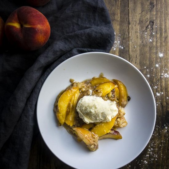 Brown Sugar Cookie Peach Cobbler