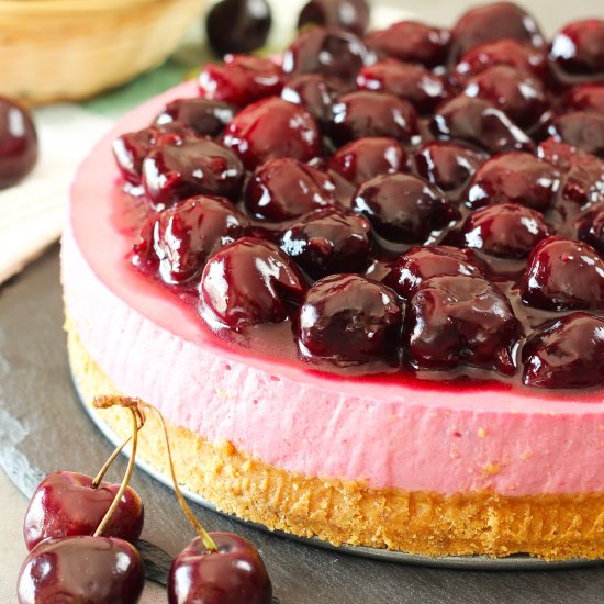 No Bake Cherry Cheesecake