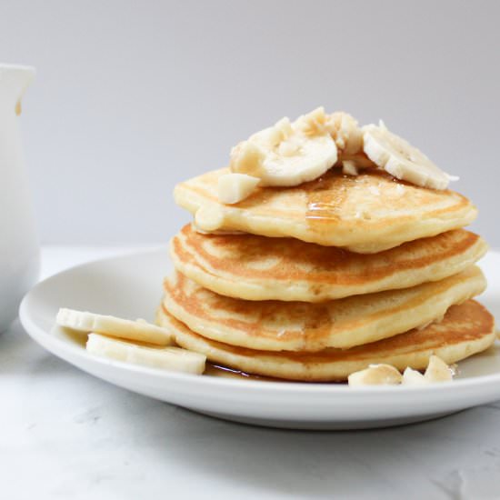 Banana Macadamia Nut Pancakes