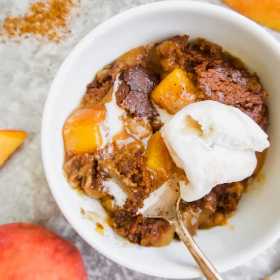 Paleo Vegan Peach Cobbler