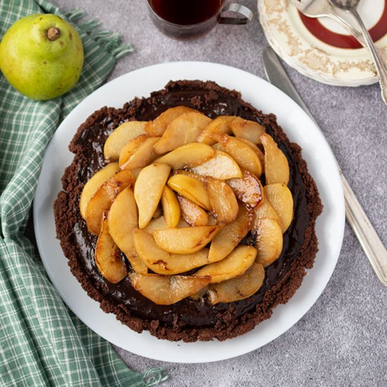 Caramelized Pear & Chocolate Pie