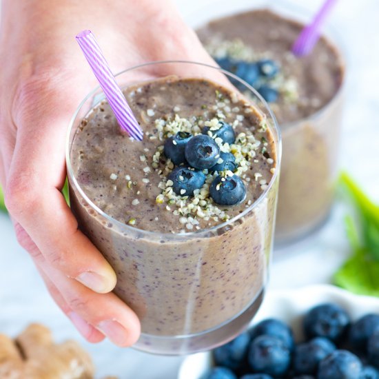 Power Blueberry Smoothie