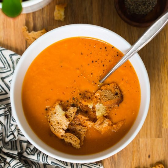 Instant Pot Tomato Soup