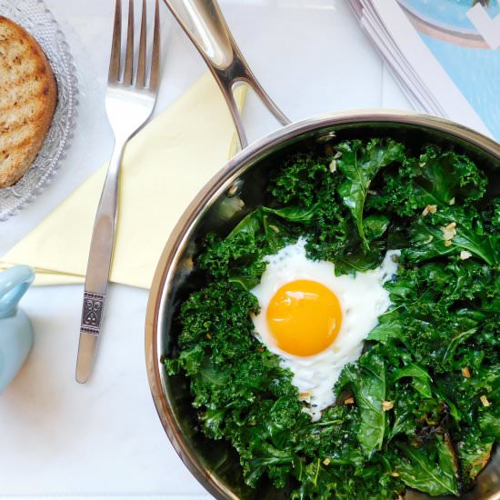 Lazy Weekend Kale and Egg Brekkie